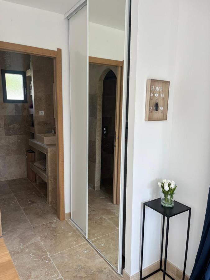ארל Magnifique Studio Avec Piscine מראה חיצוני תמונה