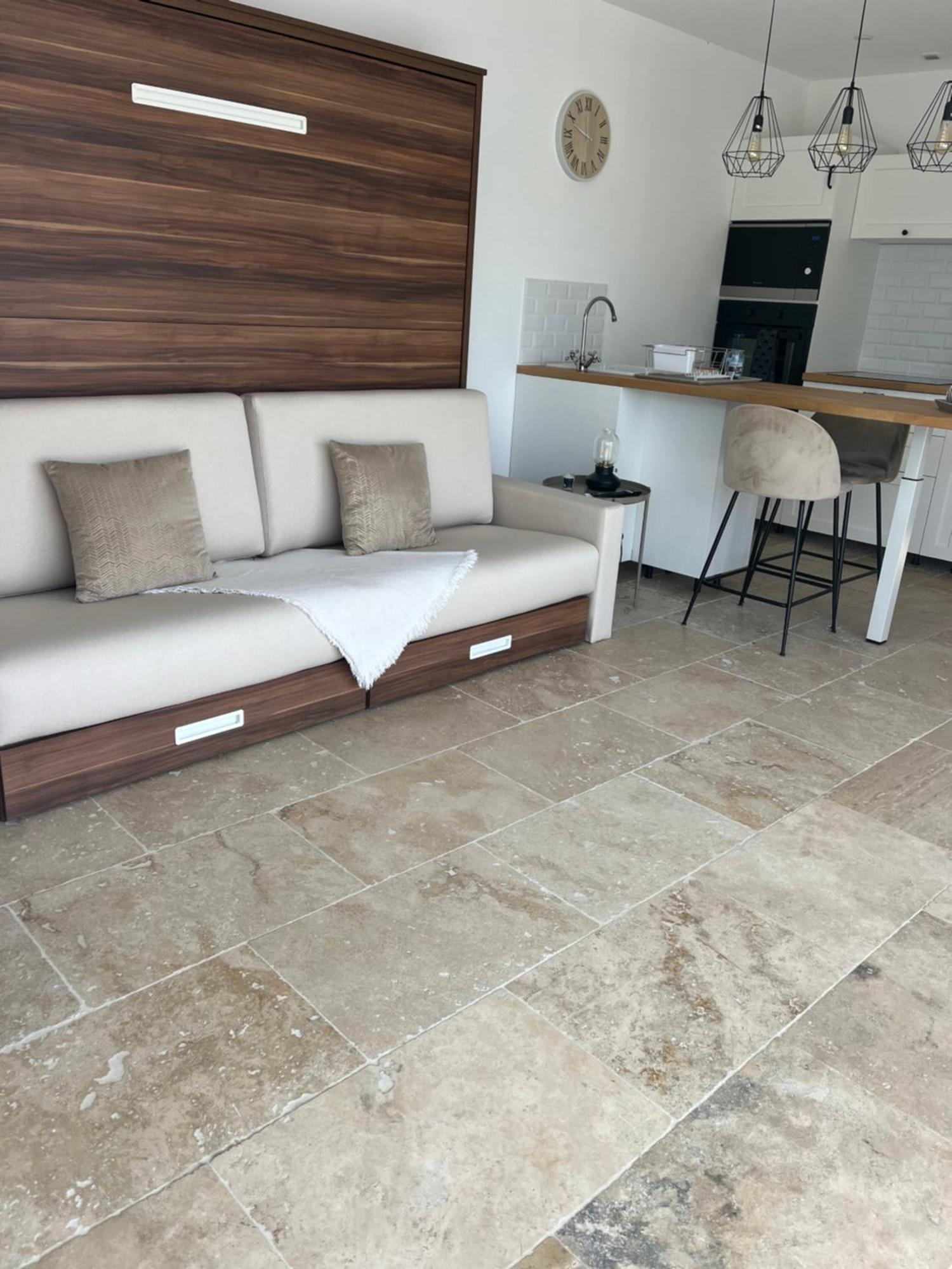 ארל Magnifique Studio Avec Piscine מראה חיצוני תמונה